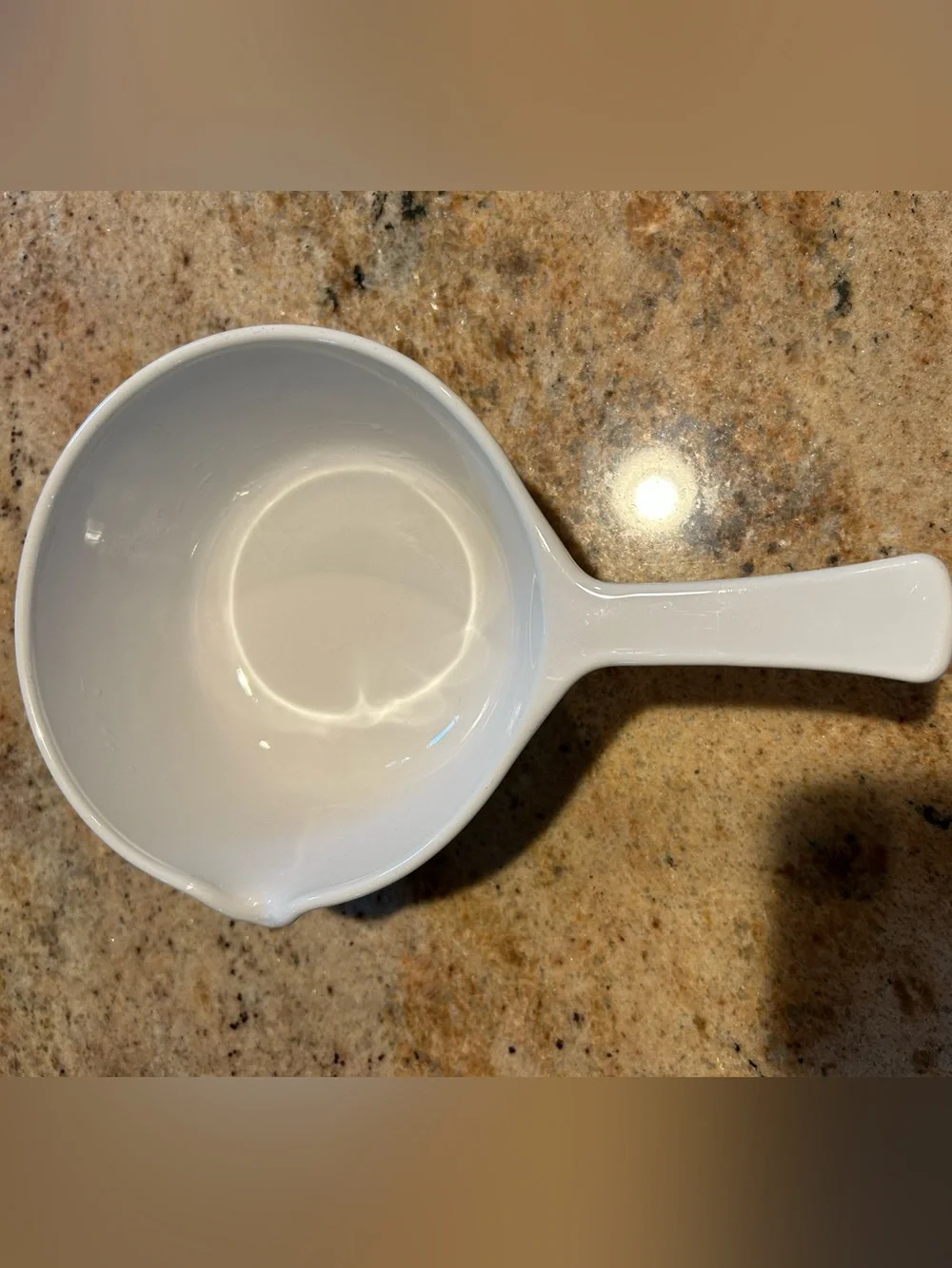 CorningWare “Just White” #P-82-B 24 oz Spouted Sauce Pot w/ Pyrex Lid #P-81-C